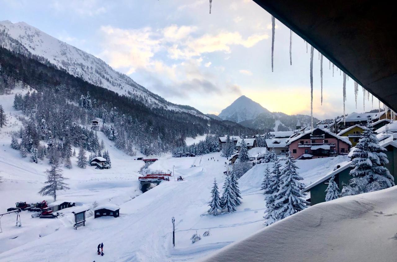 Hotel Piccolo Chalet Клавиере Екстериор снимка