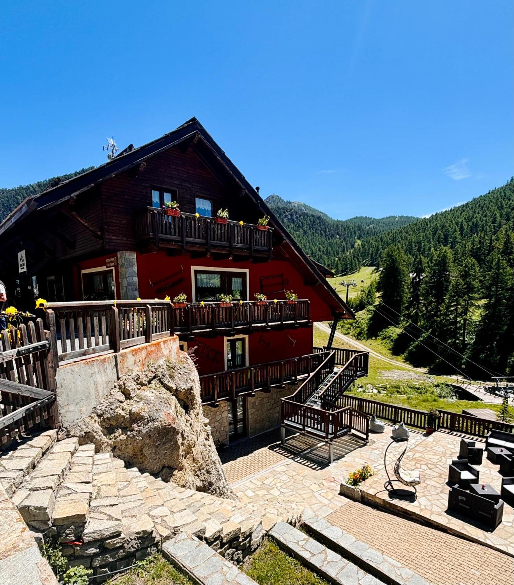 Hotel Piccolo Chalet Клавиере Екстериор снимка