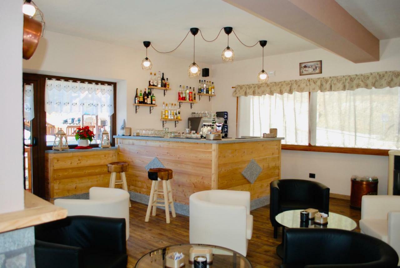Hotel Piccolo Chalet Клавиере Екстериор снимка